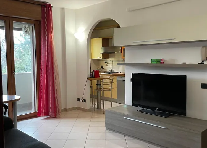 Pm 2 Via De Gasperi Guest House