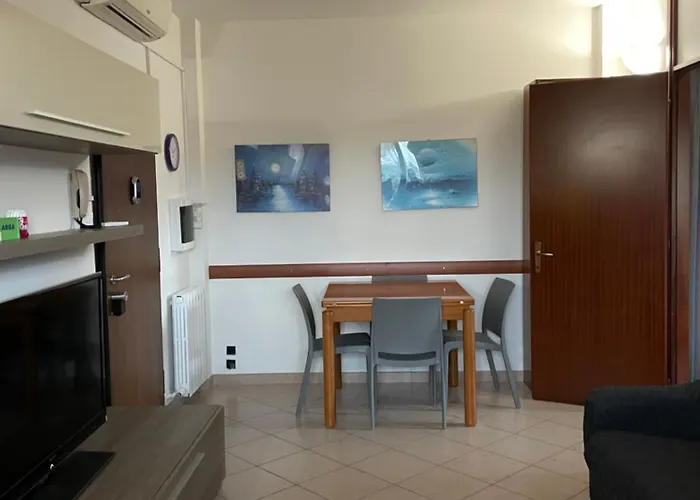 Pm 2 Via De Gasperi Guest House