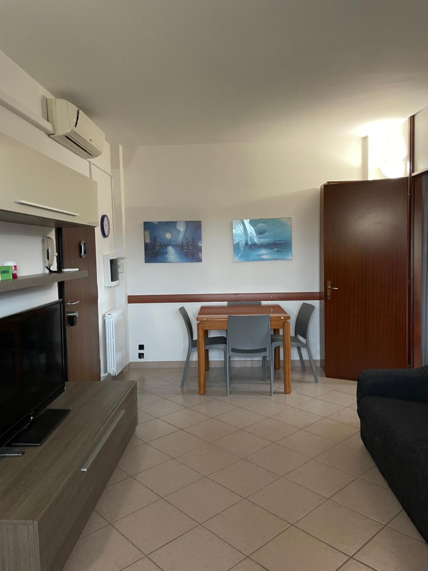 Pm 2 Via De Gasperi Apartment *