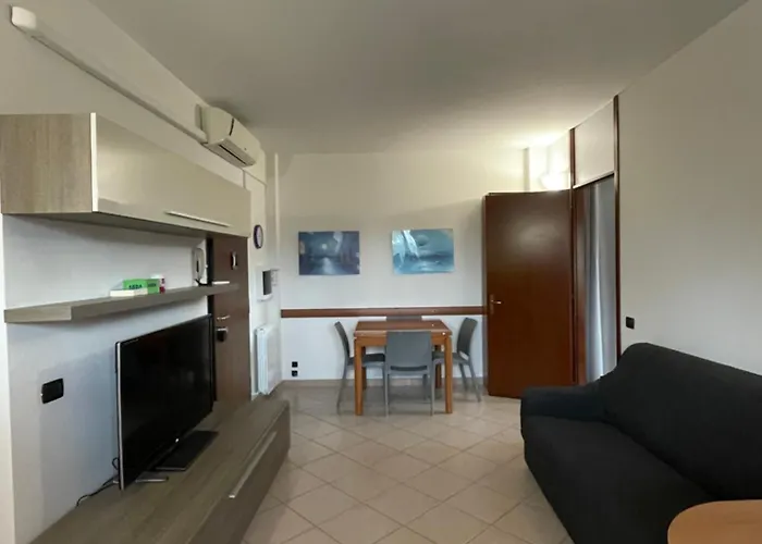 Pm 2 Via De Gasperi Guest House